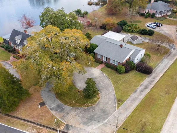 503A McQueen St, Johnston, SC 29832
