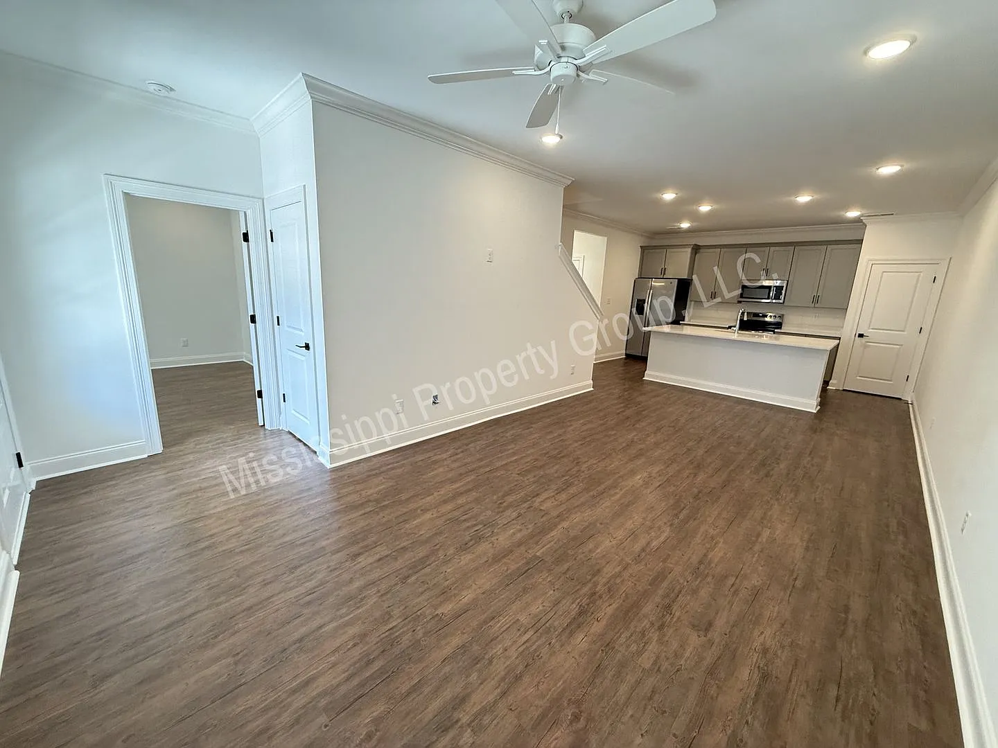 3BR/3.5BA For Rent — Photo 4