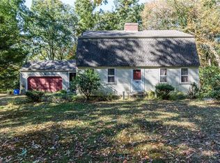 26 Hopkins Ave, Johnston, RI 02919