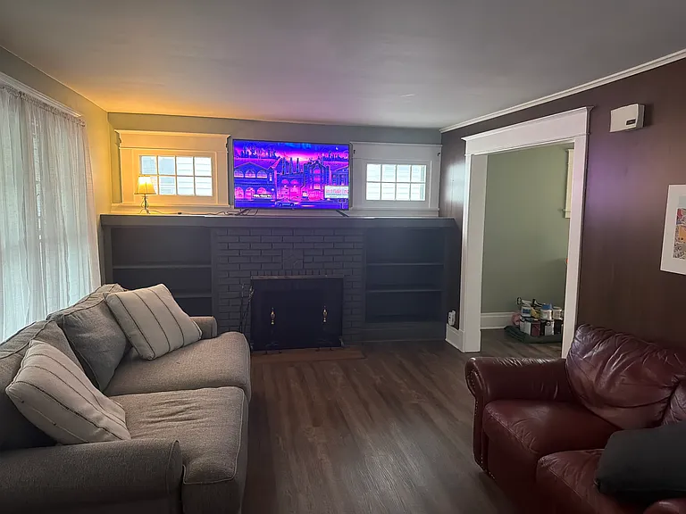 222 McKinley Ave — Photo 7