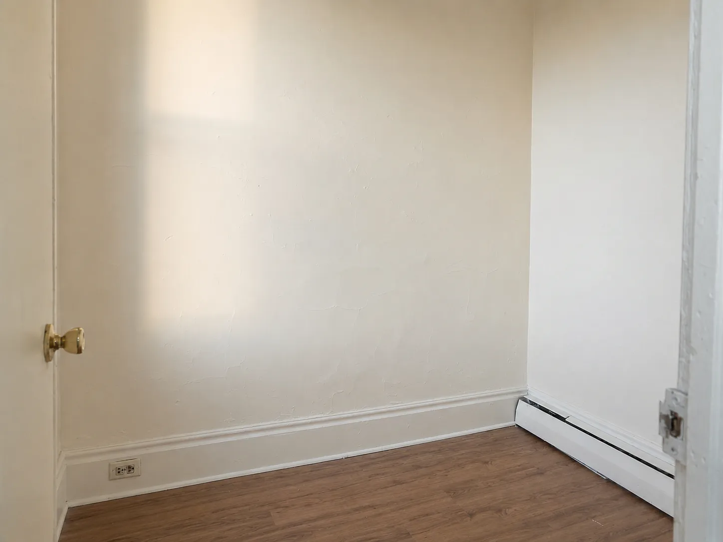 3 bed, 800 sqft, $1,247 — Photo 4