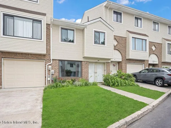 114 Redwood Loop, Staten Island, NY 10309