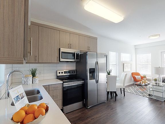 3rd image of 1298 Meade St #102