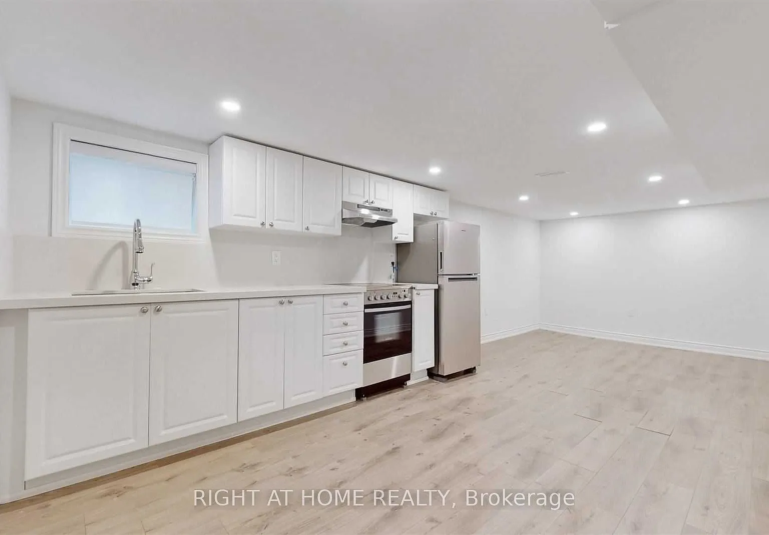 2 bed, $2,100 — Photo 1