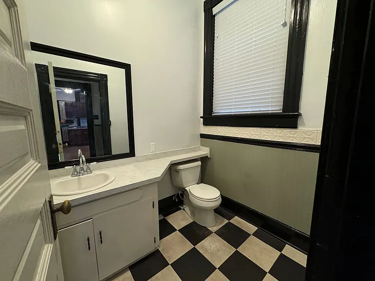 815 Church St — Photo 6