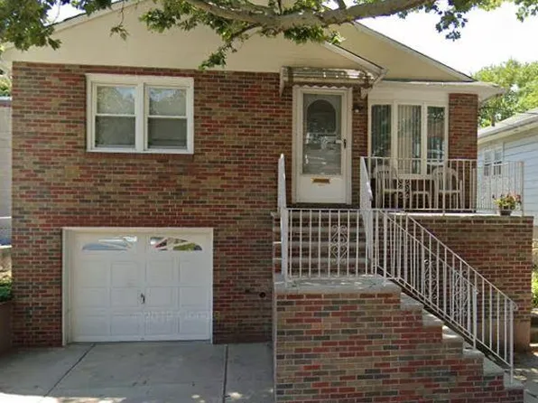 227 Clendenny Avenue image 1 of 7