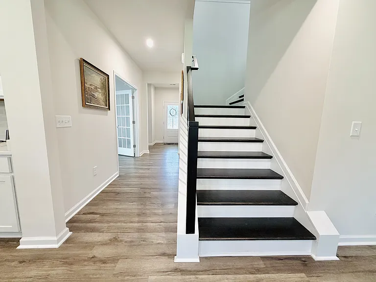 667 Honeydew Dr — Photo 27