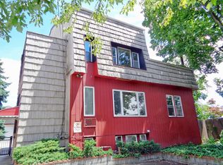 4500 159th St, Flushing, NY 11358