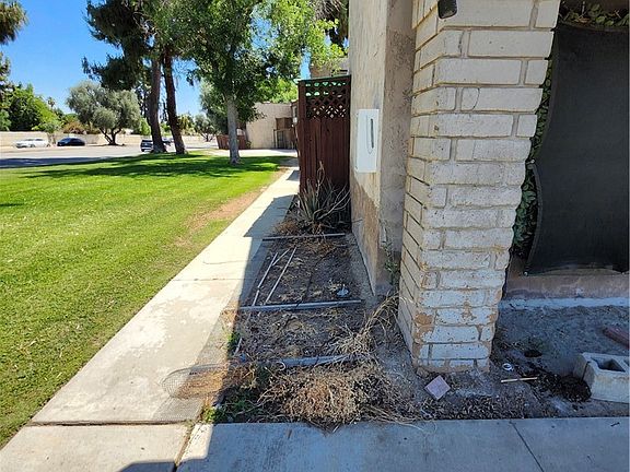 2nd image of 2100 Pinon Springs Cir APT A