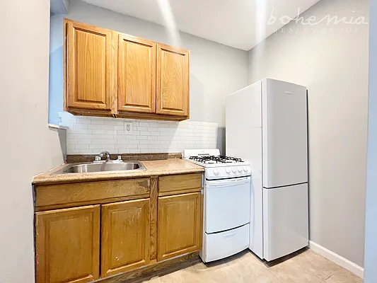 Rented by Bohemia Realty Group | media 5