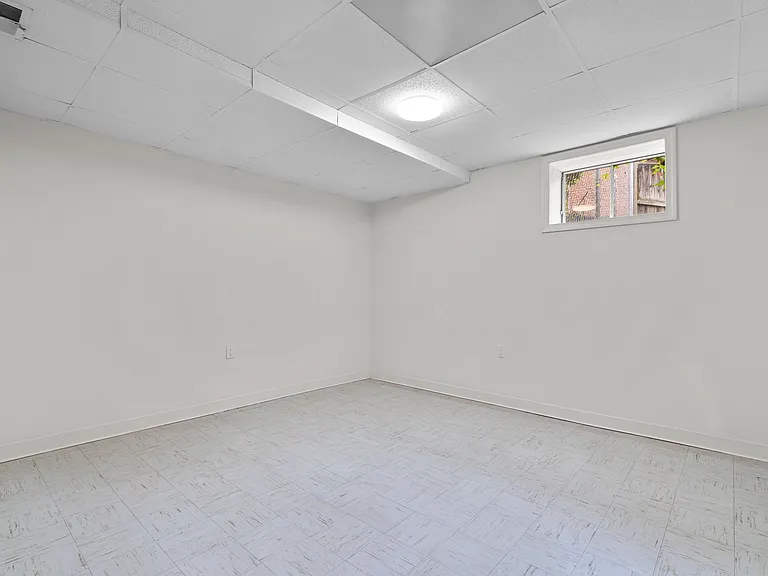 4907 Elsmere Ave — Photo 26
