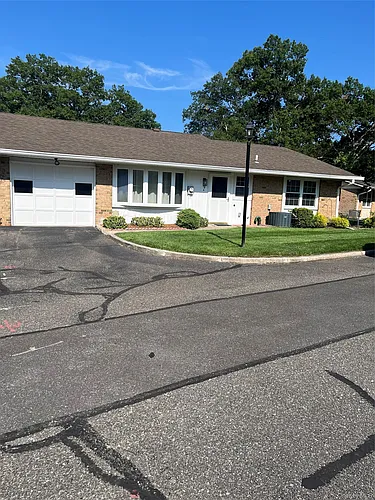 318 Woodbridge Dr #A Photo 1 318 Woodbridge Dr #A Photo 1