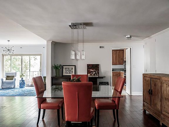 3rd image of 1265 S Orange Grove Blvd APT 3