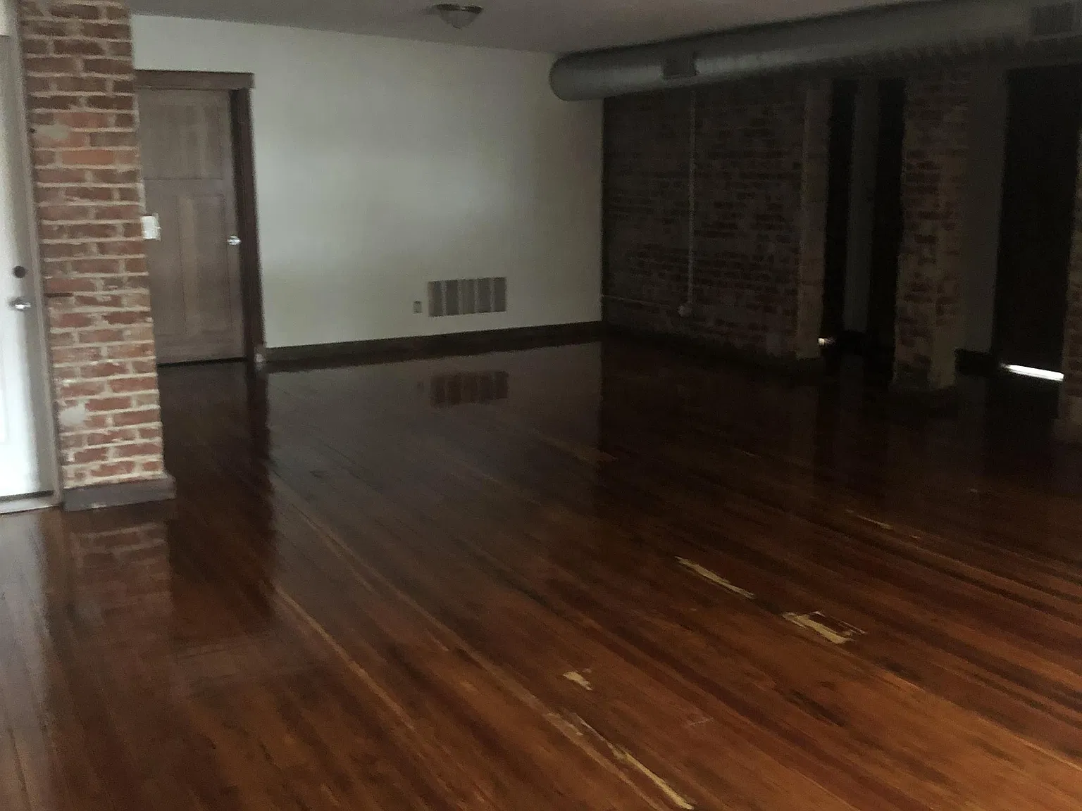 2415 Maplewood - 14 — Photo 3