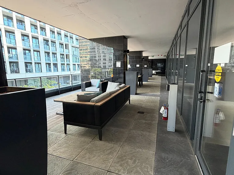 181 Dundas St E #5601 — Photo 13