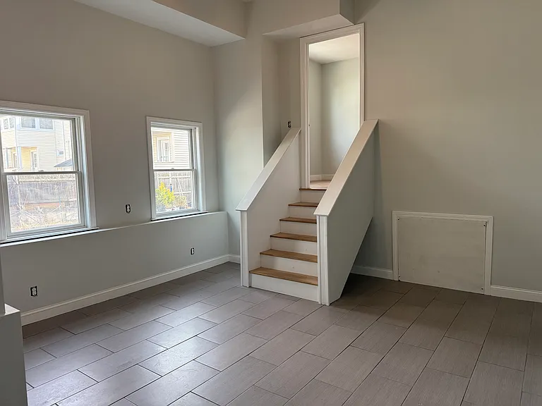 241 Lowell St #1 — Photo 4