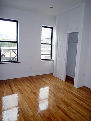 Rented by Capital Property Advisor | media 11