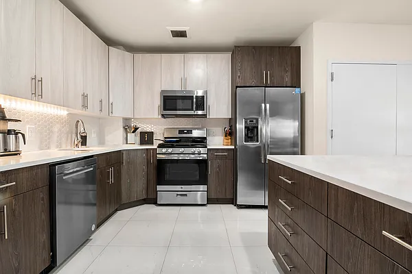 Rented by Corcoran | media 11