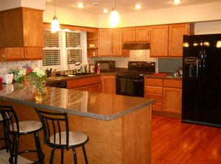 628 Westmoor Dr, Oreana, IL