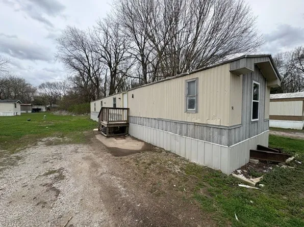 Glendale Mobile Home Park, 1831 Perrysville Rd #90, Danville, IL 61834