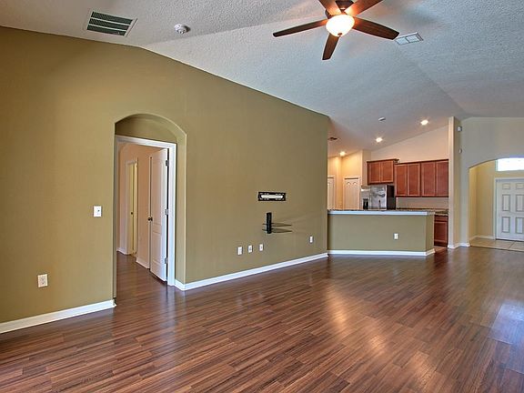 4th image of 18236 Arbor Crest Dr
