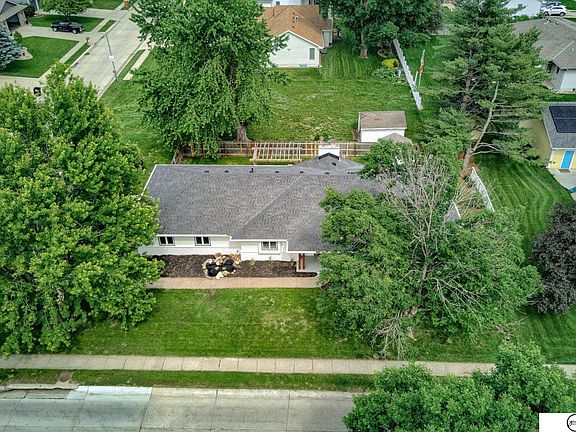 2nd image of 3913 N 207th St