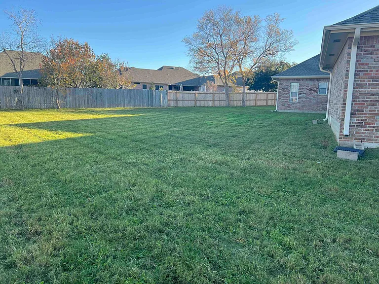 3213 Greta Ct — Photo 14