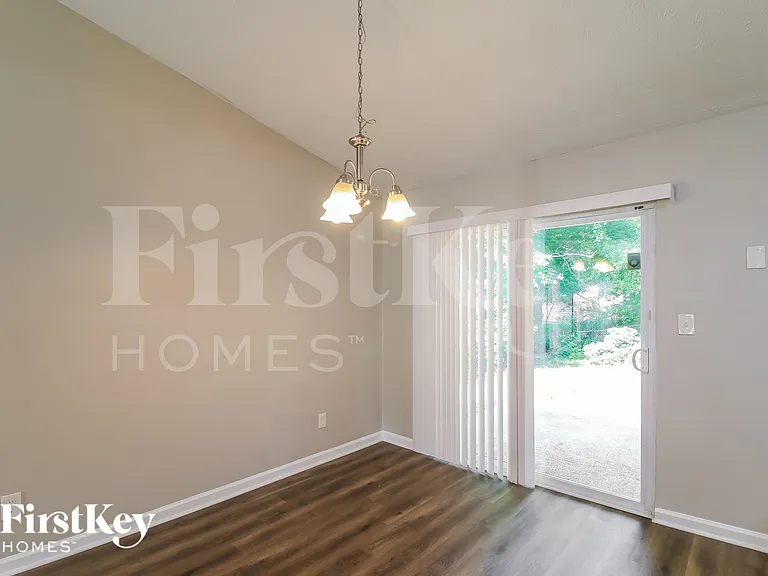 7891 Taylor Downs Way — Photo 6