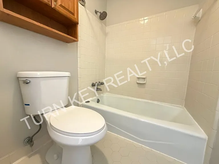 2221 Diane Dr — Photo 13