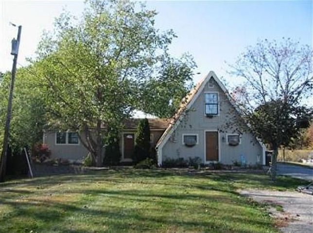 2nd image of 470 Waynoka Dr