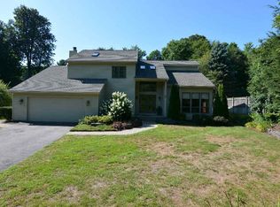 24 Berkshire Dr W, Clifton Park, NY 12065