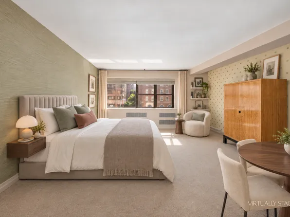 165 East 72nd Street image 1 of 10