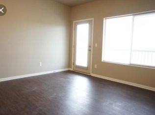 4282 E 50th St APT 5110, Des Moines, IA 50317