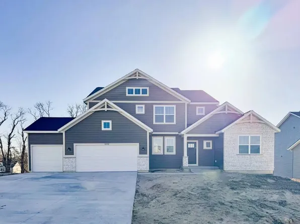 8342 Bauerridge Ave, Jenison, MI 49428