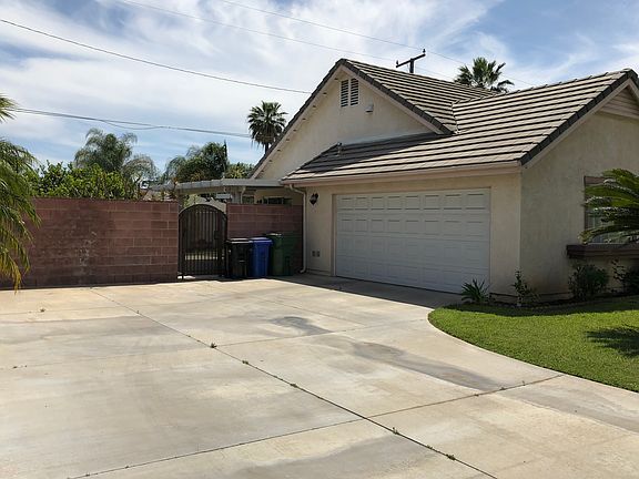 4th image of 16356 E Badillo St