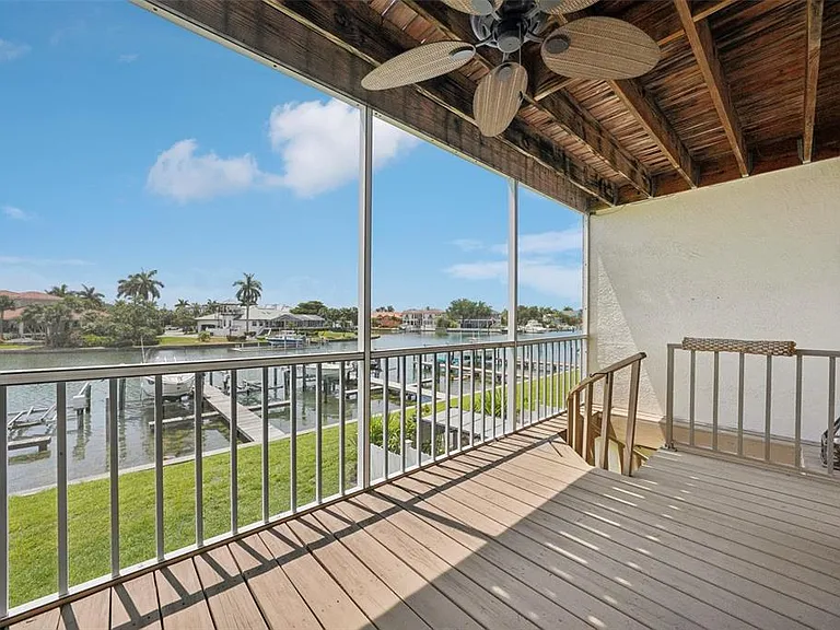 637 Pinellas Bayway S #105 — Photo 49