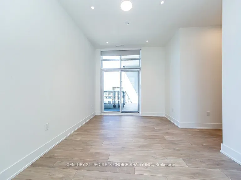 858 Dupont St #Penthouse 32 — Photo 32