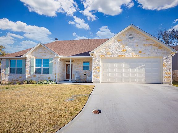 2nd image of 716 Emory Dr