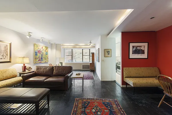 Sold by Nest Seekers International | media 16