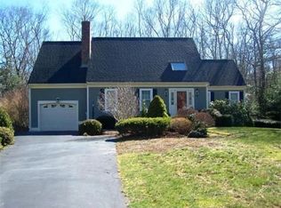 36 Blackbird Rd, Marstons Mills, MA 02648
