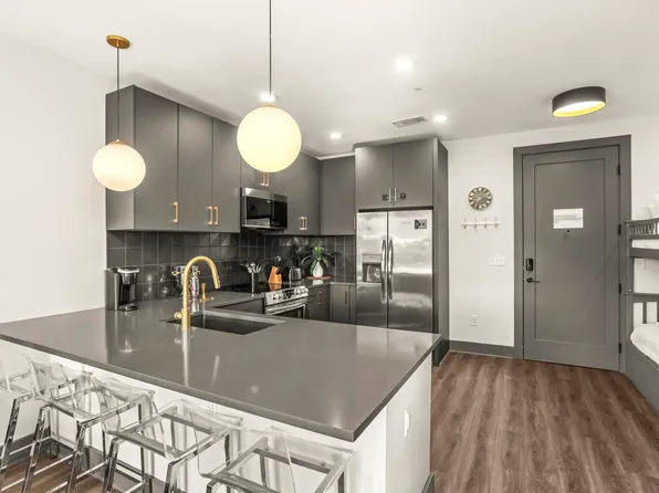 65 Lindsley Ave APT 502, Nashville, TN 37210