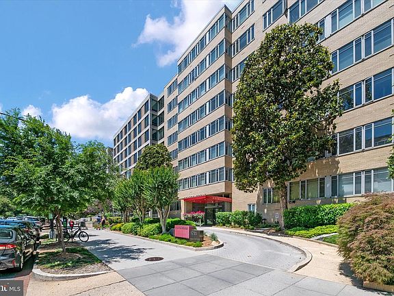 2nd image of 1711 Massachusetts Ave NW #632