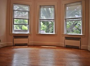 82-96 88th Pl, Flushing, NY 11385