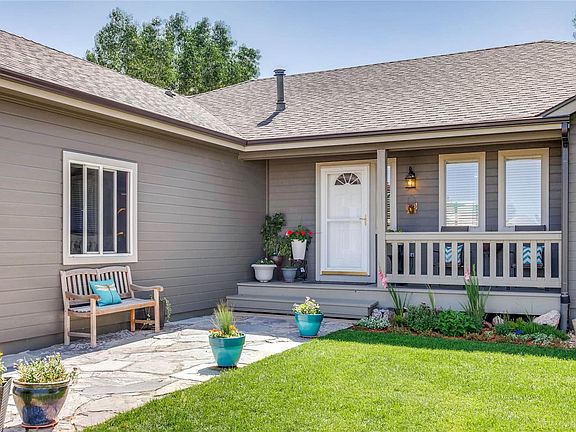 4th image of 45325 Deerfield Cir