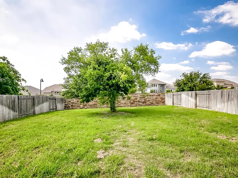2723 Enza Ct — Photo 28