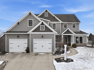 1602 Genoa Ct, New Haven, IN 46774