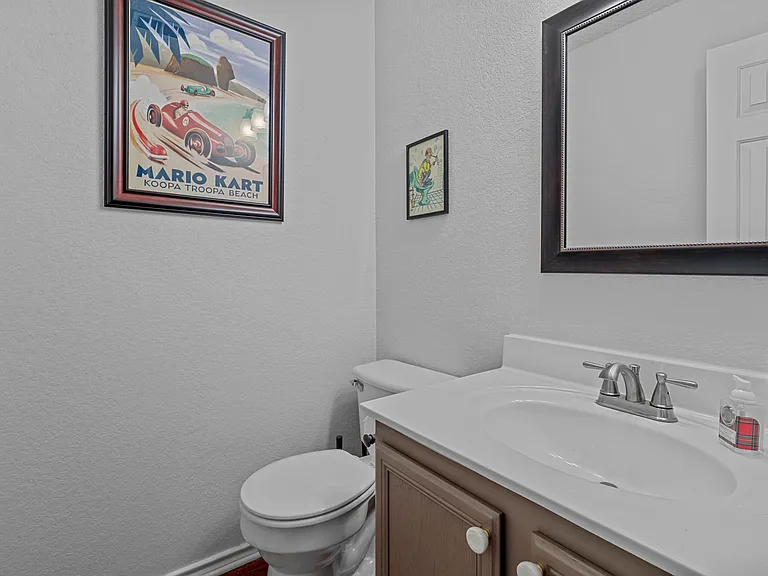 2202 Barton Springs Dr — Photo 11