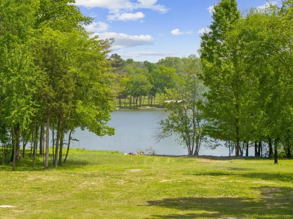 1004 Stonebrook Cv, Lebanon, TN 37087