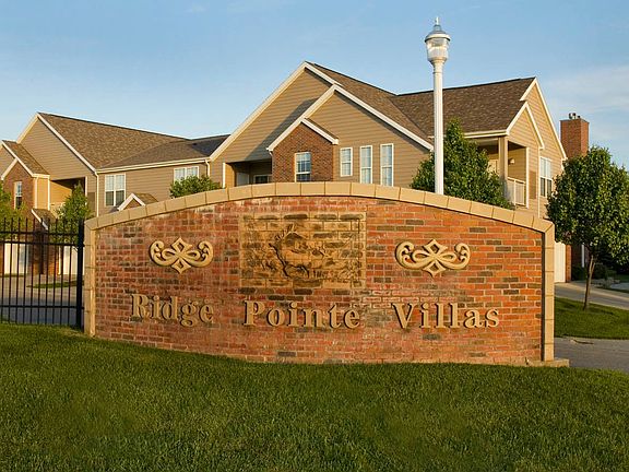 Monument Sign/Exterior