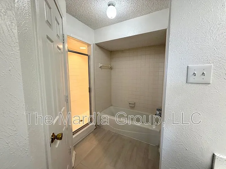 13339 Fall Manor Dr — Photo 12